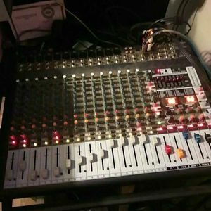 Meet your Posher, James